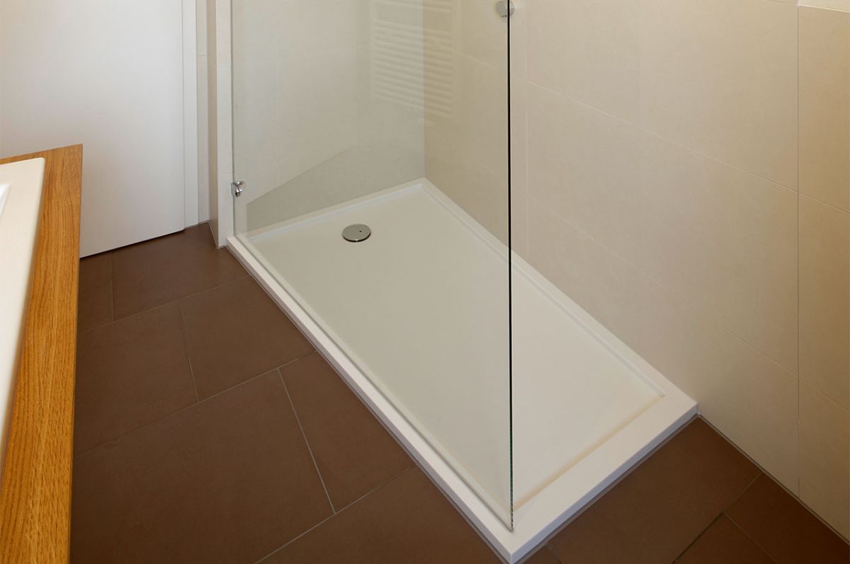 Solid surface shower tray, premium quality shower trays made to order