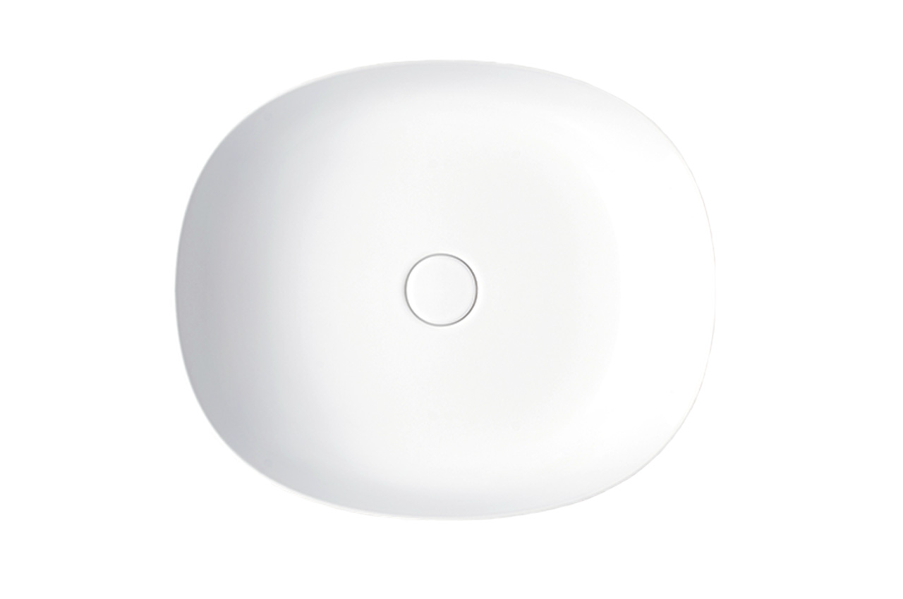 Ovales, weißes Waschbecken im Stil einer Waschbecken Schale, von oben gesehen, mit zentriertem Abflussloch vor einem schlichten weißen Hintergrund.