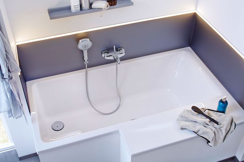 Badewanne mit Stufe Stairway – Badewanne mit Seiteneinstieg